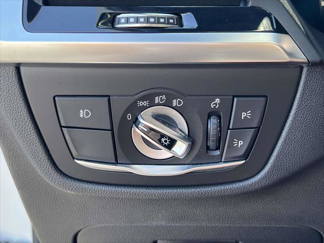 Used 2020 BMW X4 M40i image 23