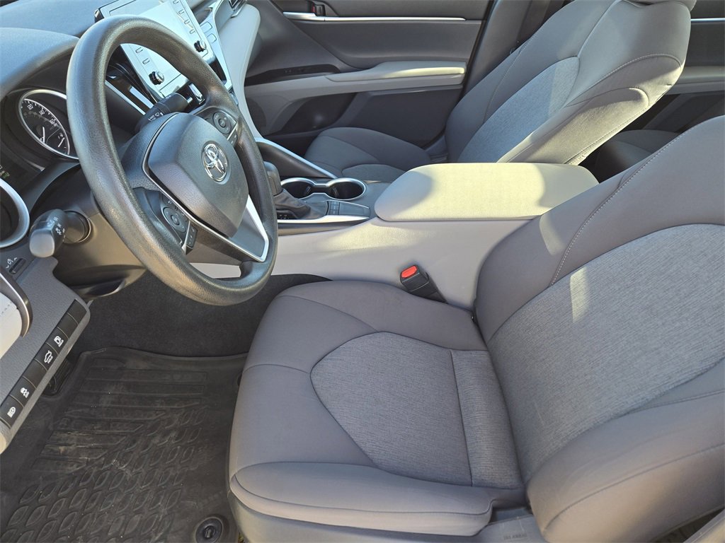 Used 2024 Toyota Camry LE image 8