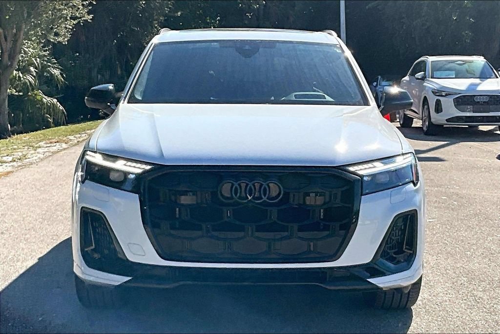 New 2026 Audi SQ7 Prestige AWD/4WD image 10