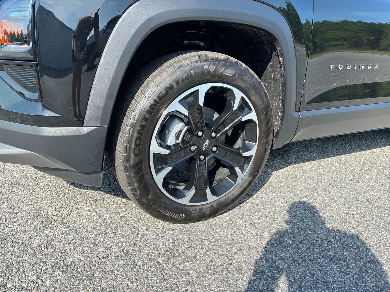 New 2027 Chevrolet Equinox LT w/ Convenience Package II FWD image 32