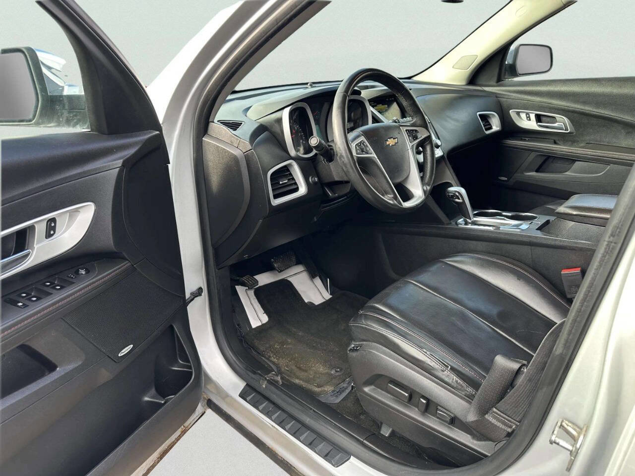 Used 2013 Chevrolet Equinox LTZ FWD image 13