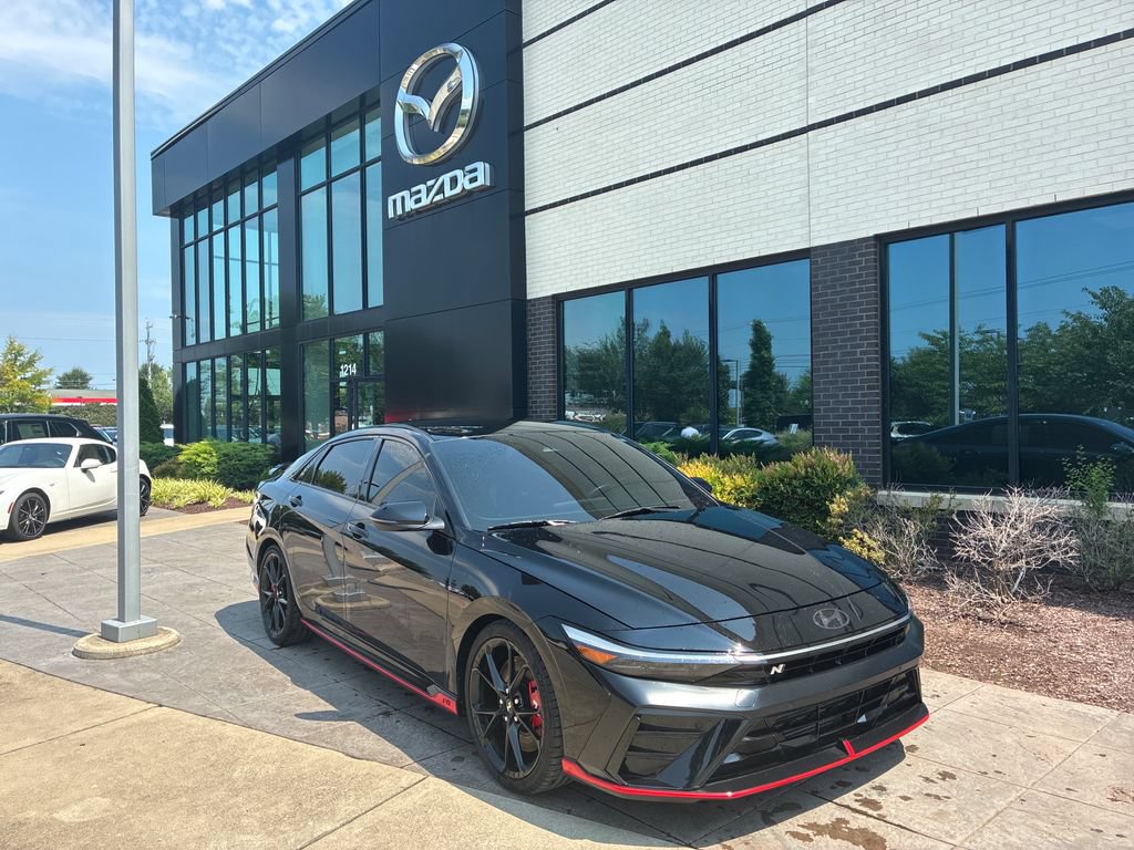 Used 2024 Hyundai Elantra N FWD image 1