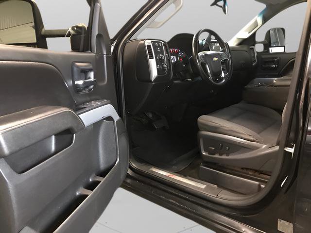 Used 2015 Chevrolet Silverado 2500 LT w/ Z71 Package, Off-Road AWD/4WD image 8
