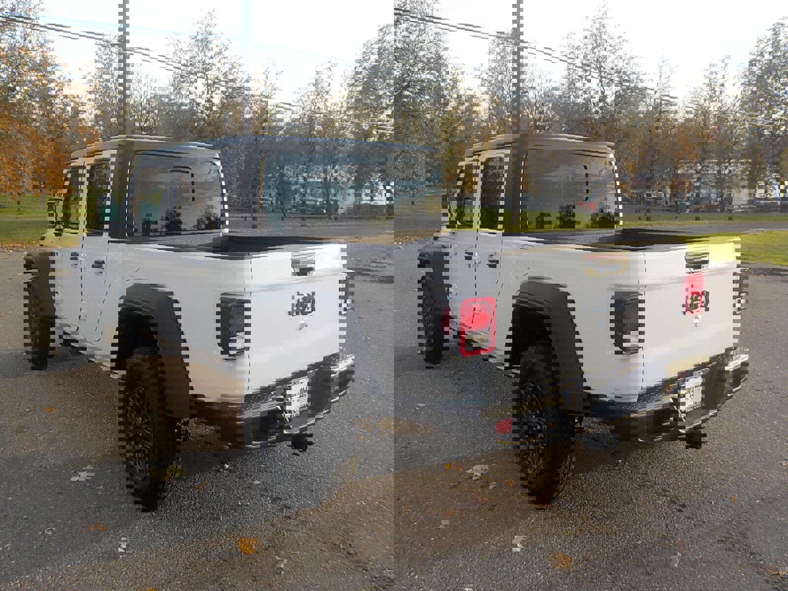 New 2026 Jeep Gladiator Sport image 6