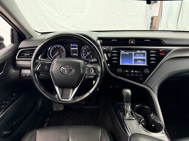 Used 2019 Toyota Camry SE image 16