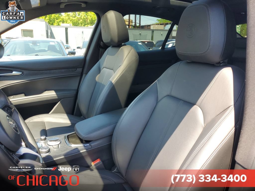 Used 2024 Alfa Romeo Stelvio Sprint AWD/4WD image 18