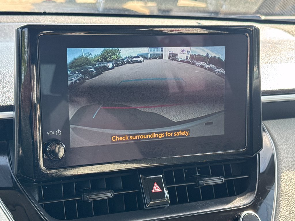 Used 2025 Toyota Corolla Cross L AWD/4WD image 24