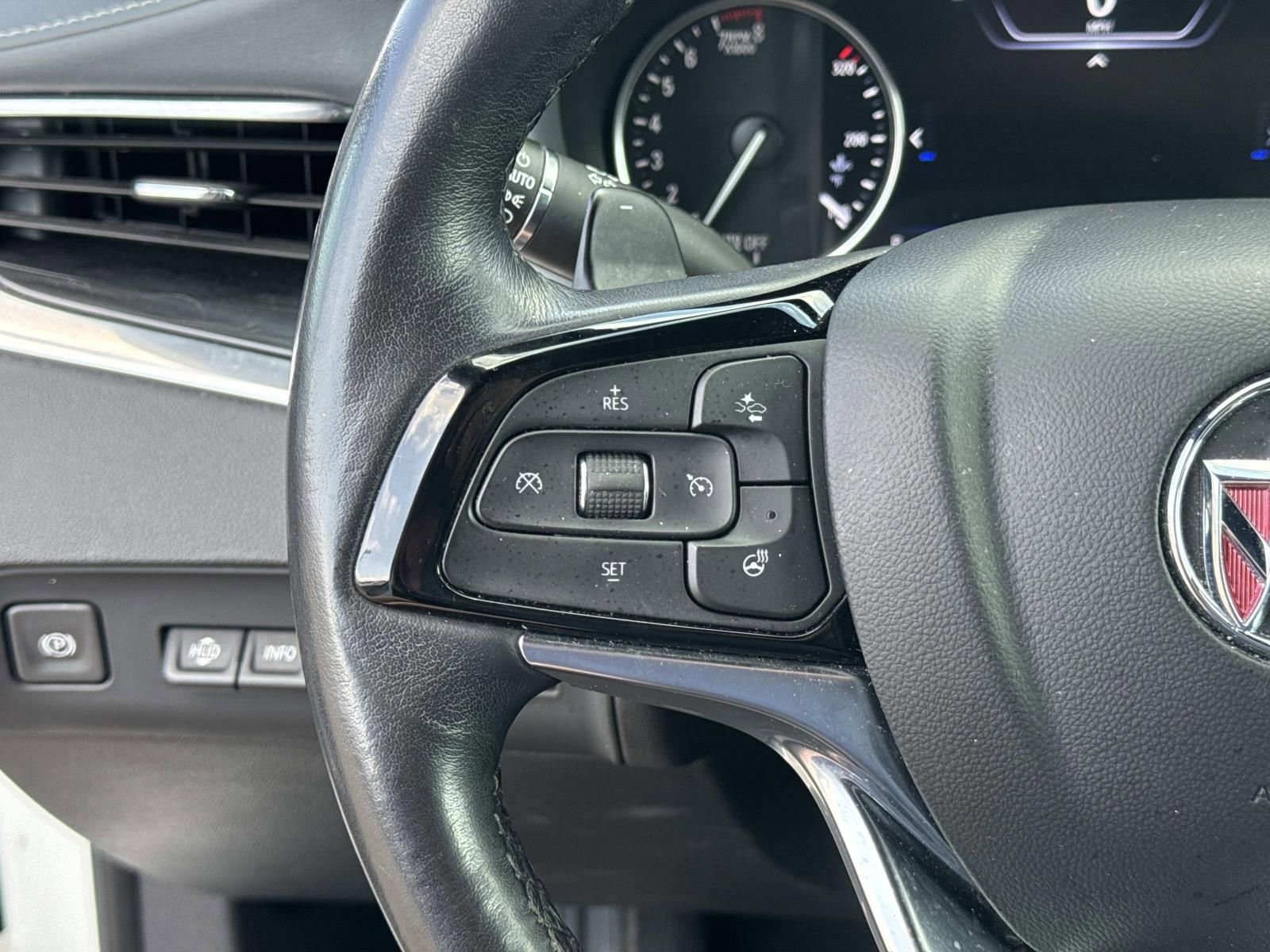 Used 2024 Buick Enclave Premium image 24