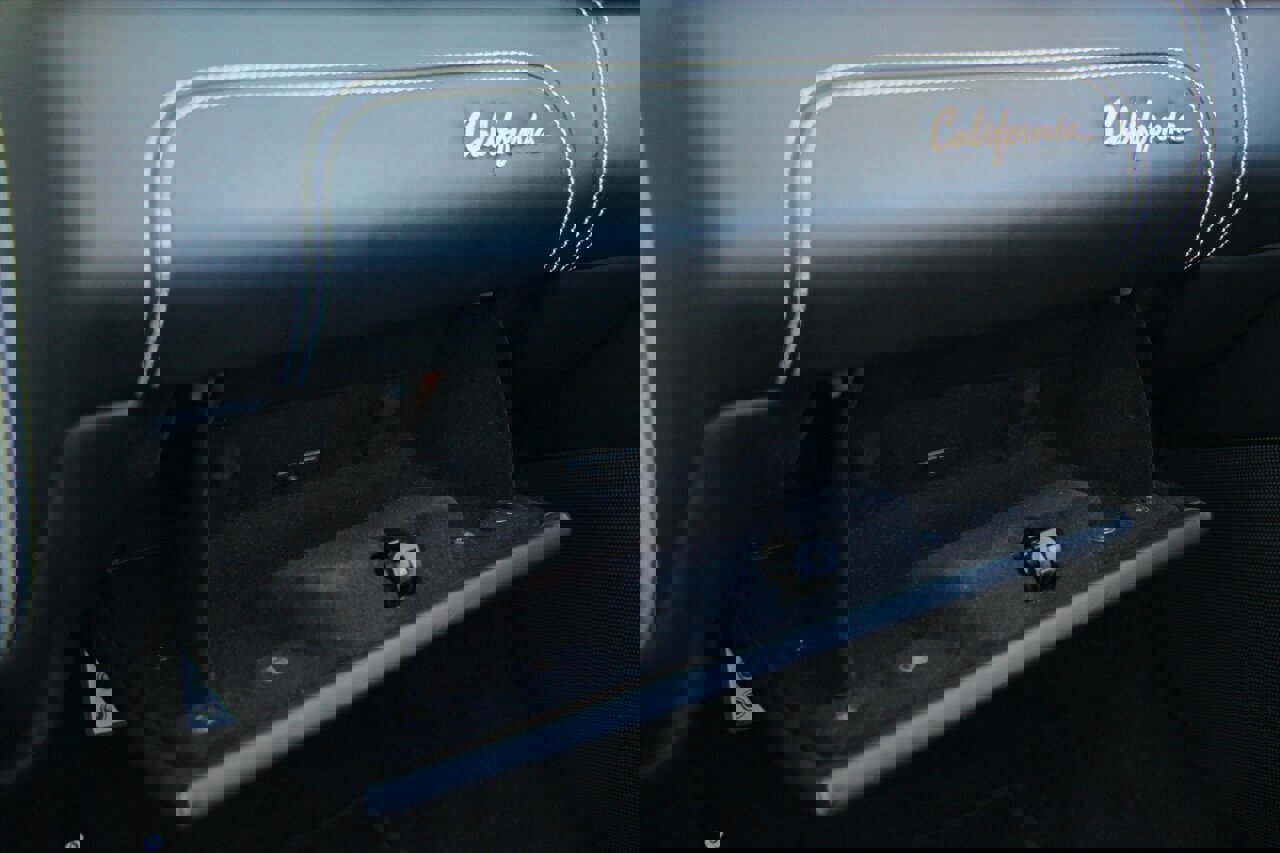 Used 2014 Ferrari California image 40