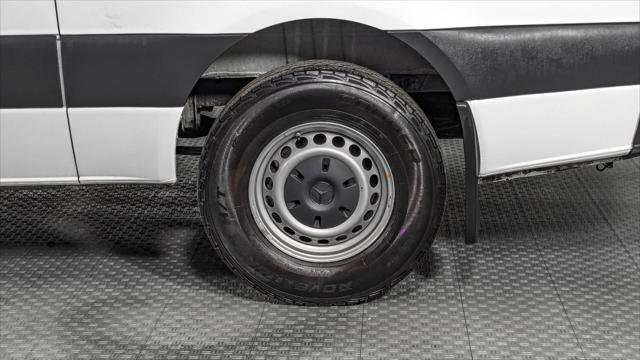 Used 2022 Mercedes-Benz Sprinter 1500 image 22