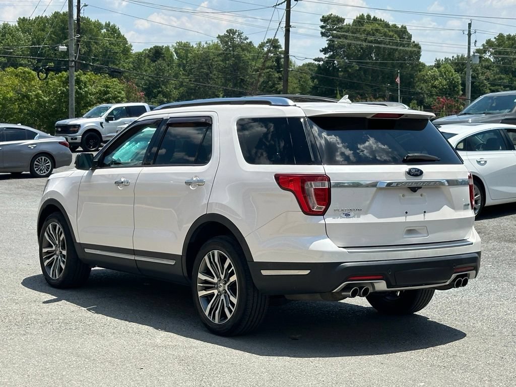 Used 2018 Ford Explorer Platinum AWD/4WD image 8