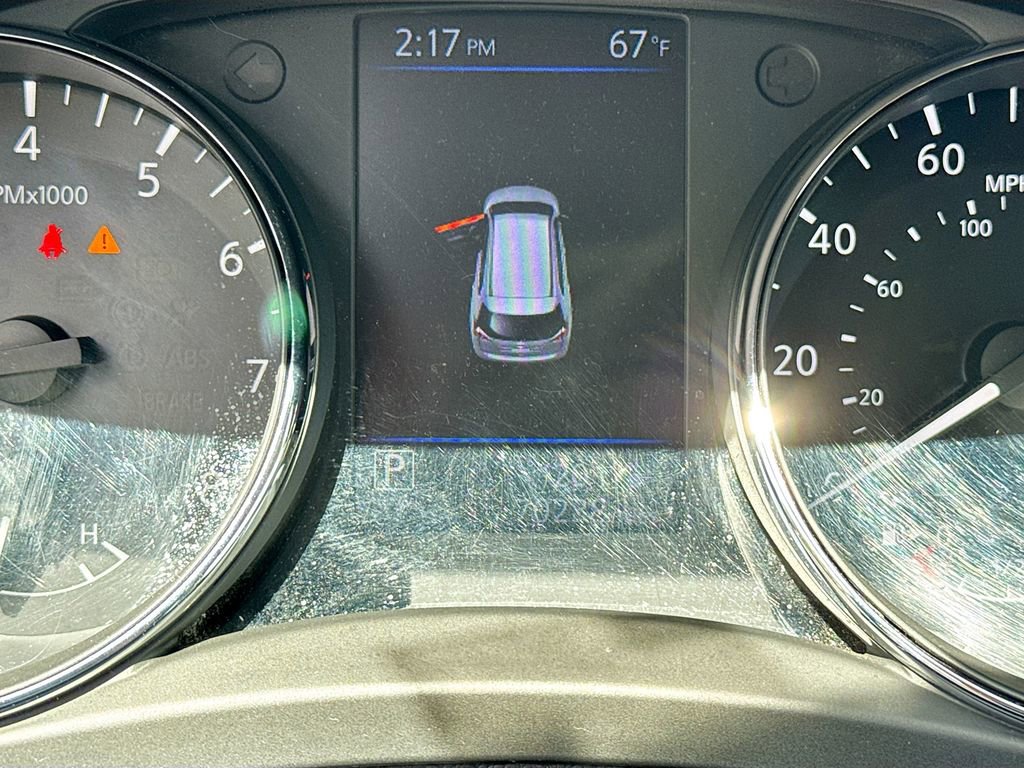 Used 2019 Nissan Rogue SV w/ Premium Package image 10