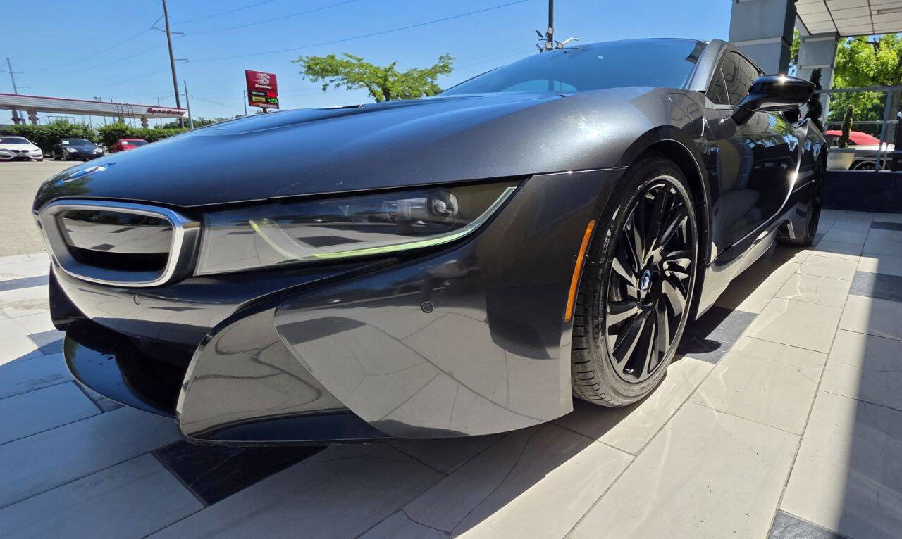 Used 2015 BMW i8 AWD/4WD image 32