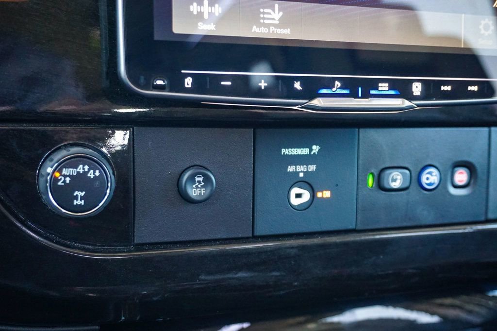 Used 2023 GMC Savana 2500 Extended image 18