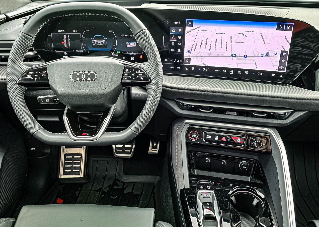 Used 2025 Audi SQ5 Prestige image 33