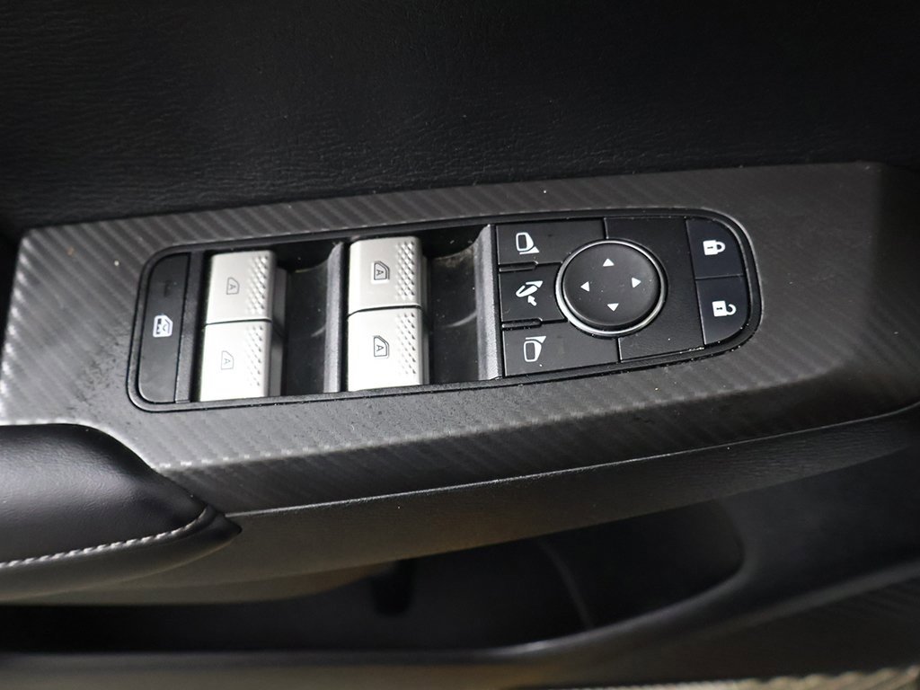 Used 2024 Mitsubishi Outlander SE image 40