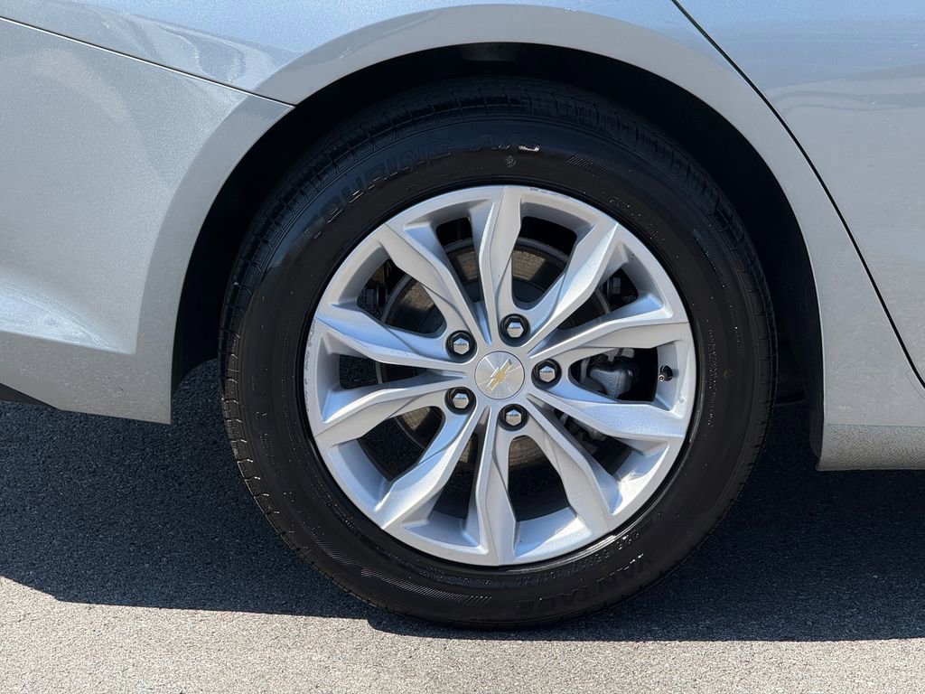 Used 2023 Chevrolet Malibu LT image 7