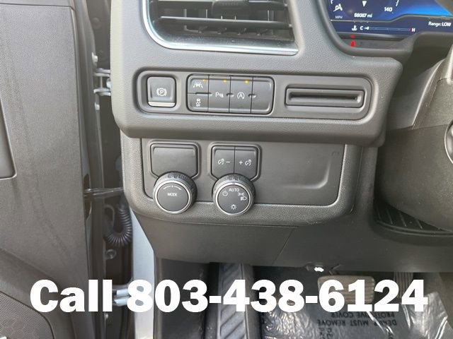 Used 2024 Chevrolet Suburban Premier RWD image 32