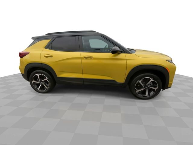 Used 2023 Chevrolet TrailBlazer RS w/ Sun and Liftgate Package AWD/4WD image 3