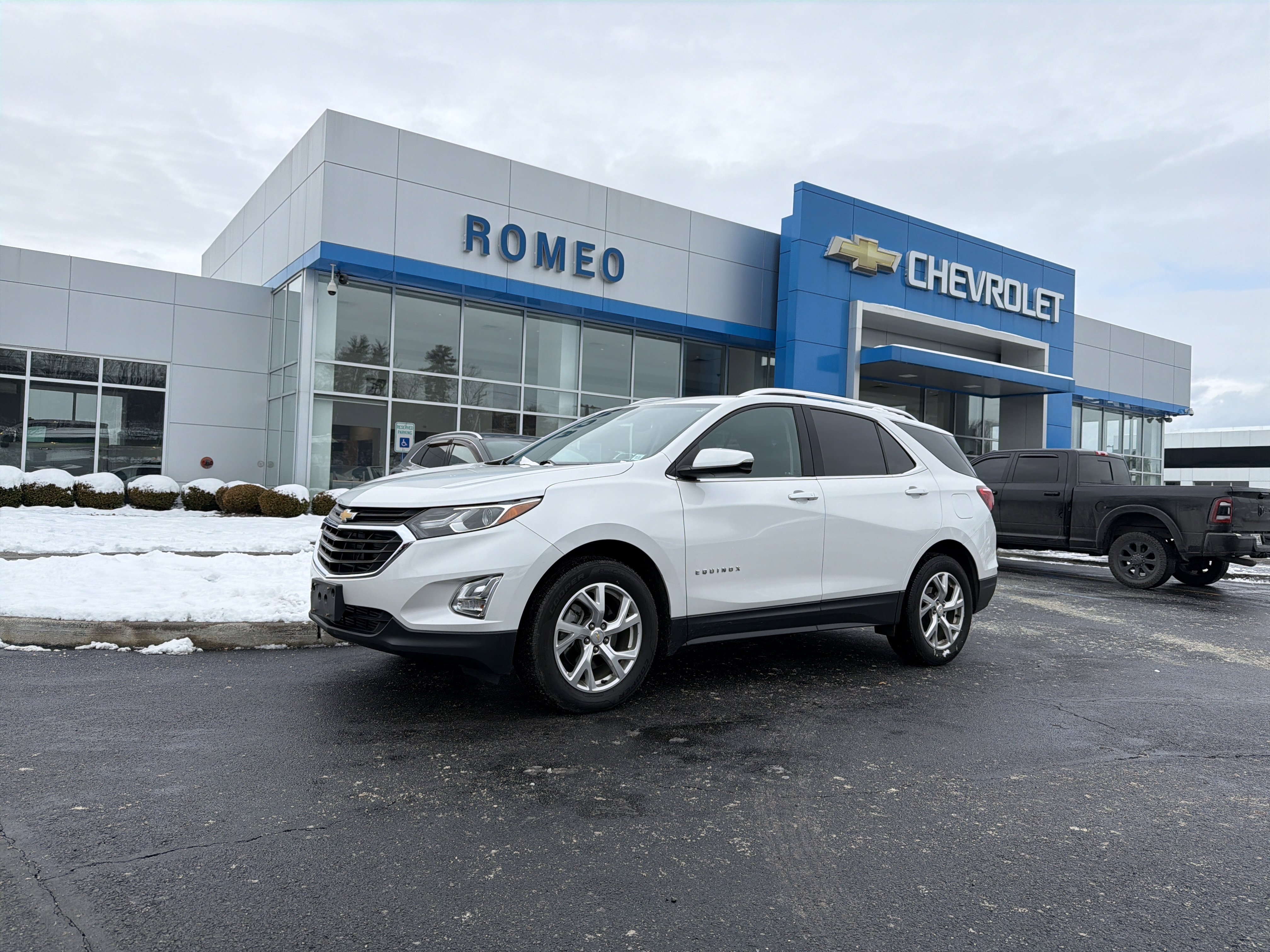 Used 2018 Chevrolet Equinox LT