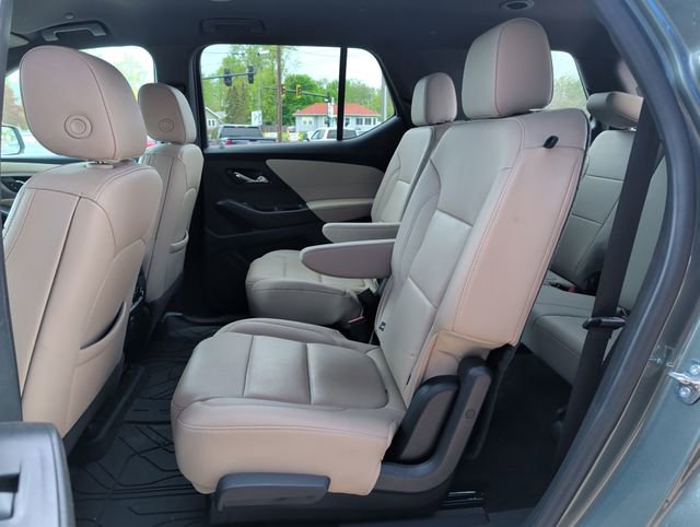 Used 2022 Chevrolet Traverse LT AWD/4WD image 24