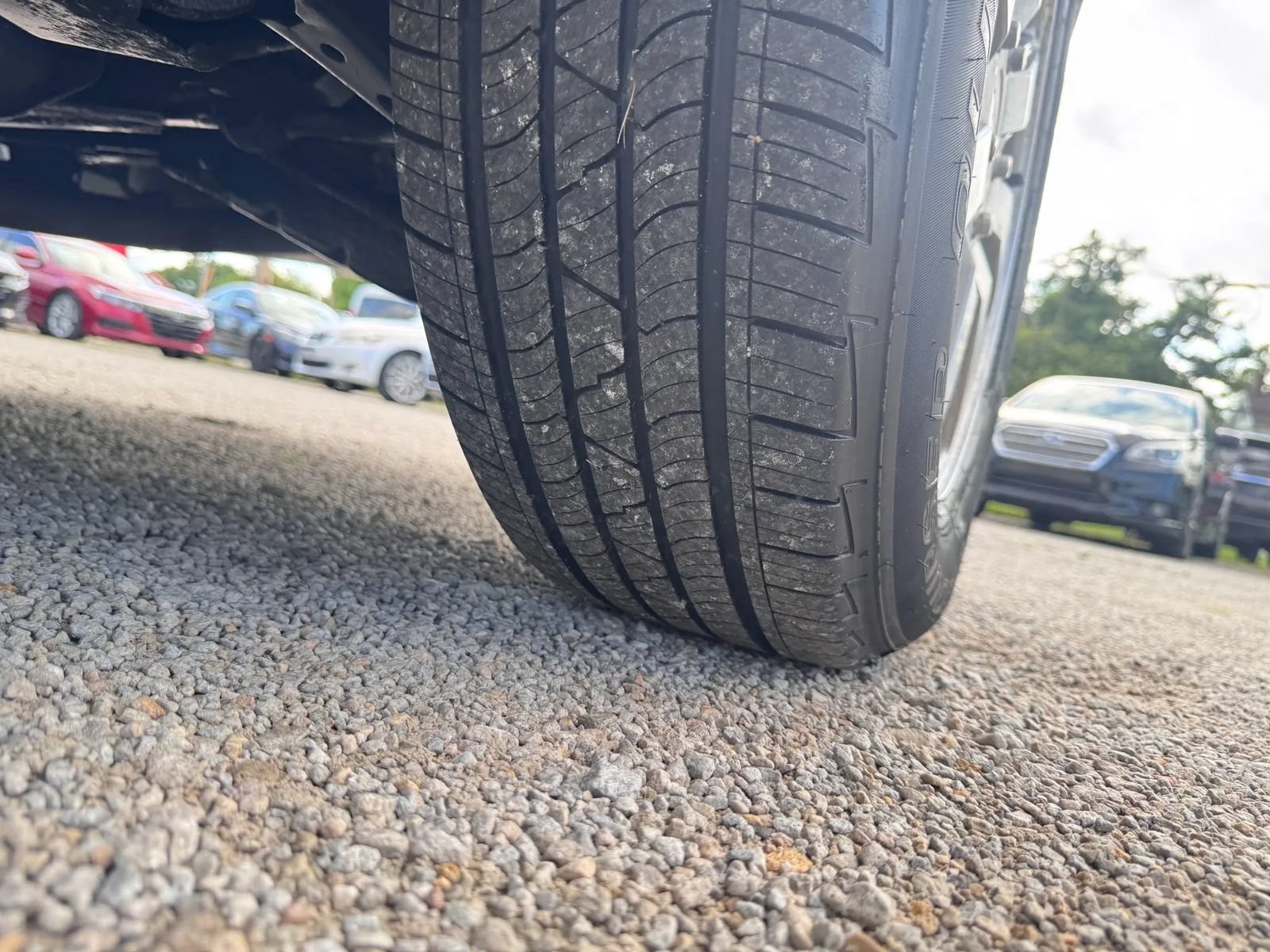 Used 2008 Ford Taurus X SEL FWD image 16