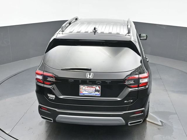 Used 2025 Honda Pilot Elite image 32