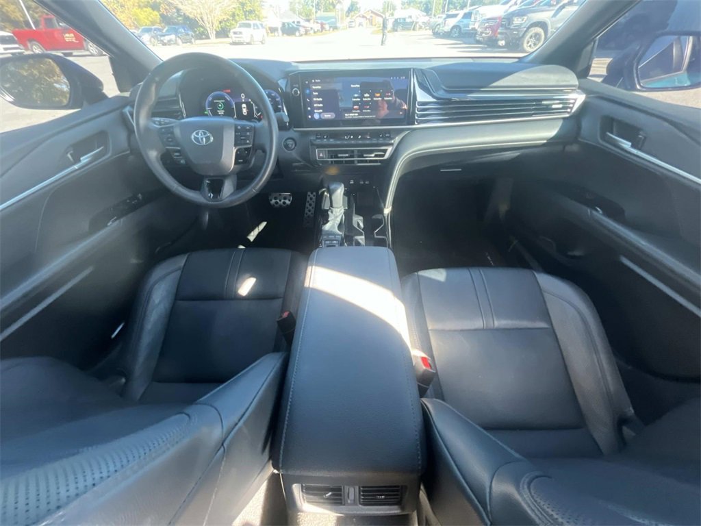 Used 2025 Toyota Camry XSE image 19