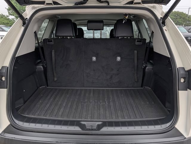Used 2024 Toyota Grand Highlander AWD image 29