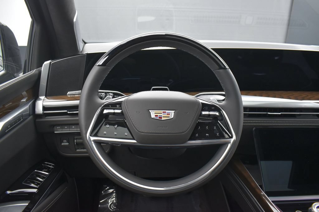 Certified 2026 Cadillac Escalade Platinum Sport w/ LPO, ONYX Package AWD/4WD image 13
