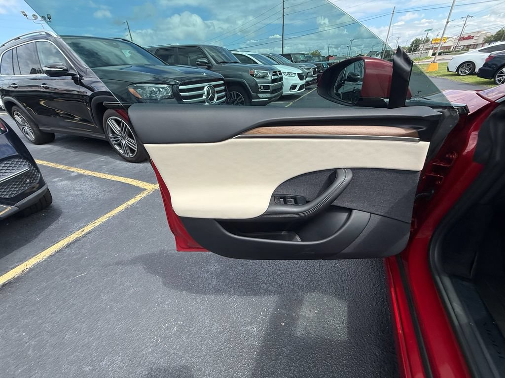 Used 2021 Tesla Model S Plaid AWD/4WD image 11