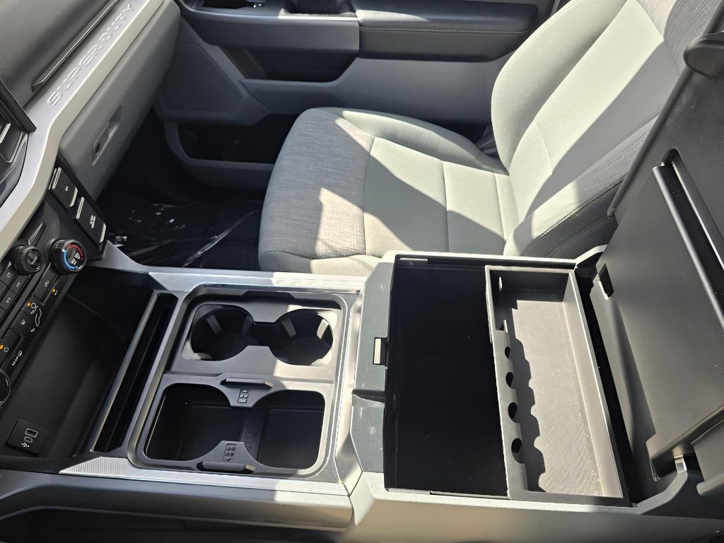 Used 2024 Ford F250 XLT w/ FX4 Off-Road Package image 28