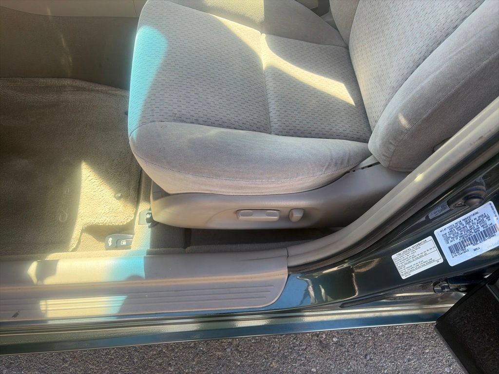 Used 2003 Toyota Camry FWD image 25