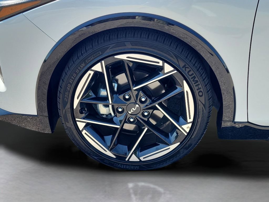 Used 2025 Kia K4 GT-Line w/ GT-Line Premium Package image 10