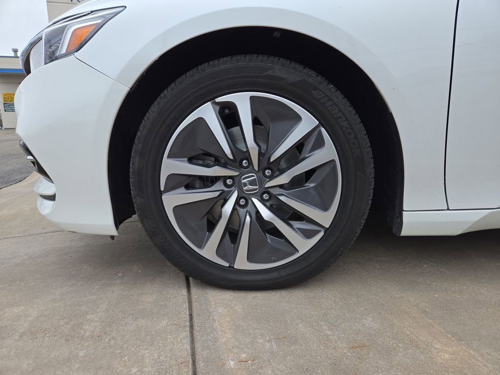 Certified 2019 Honda Accord Touring image 9