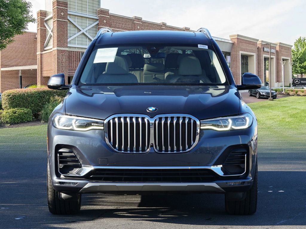 Used 2022 BMW X7 xDrive40i w/ Premium Package image 2