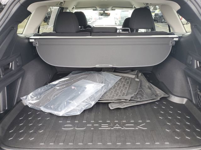 Certified 2025 Subaru Outback Premium w/ Popular Package #1A image 8