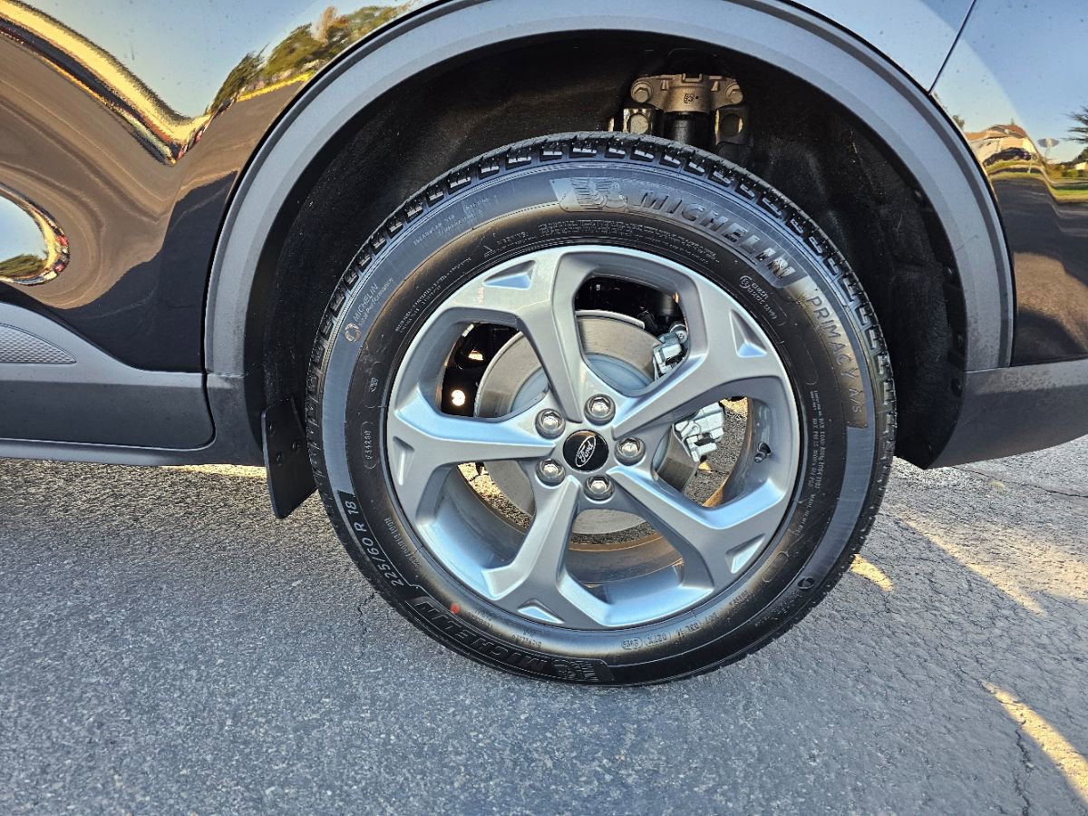 Used 2025 Ford Escape ST-Line Select image 24