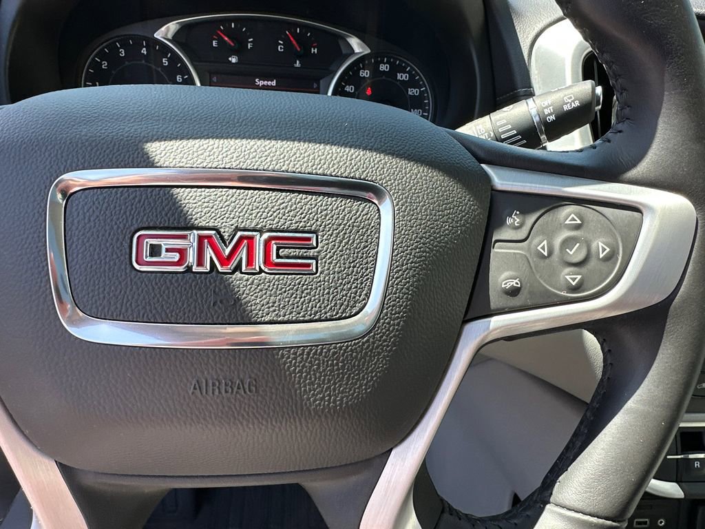 Used 2022 GMC Terrain SLT w/ Infotainment Package II FWD image 26
