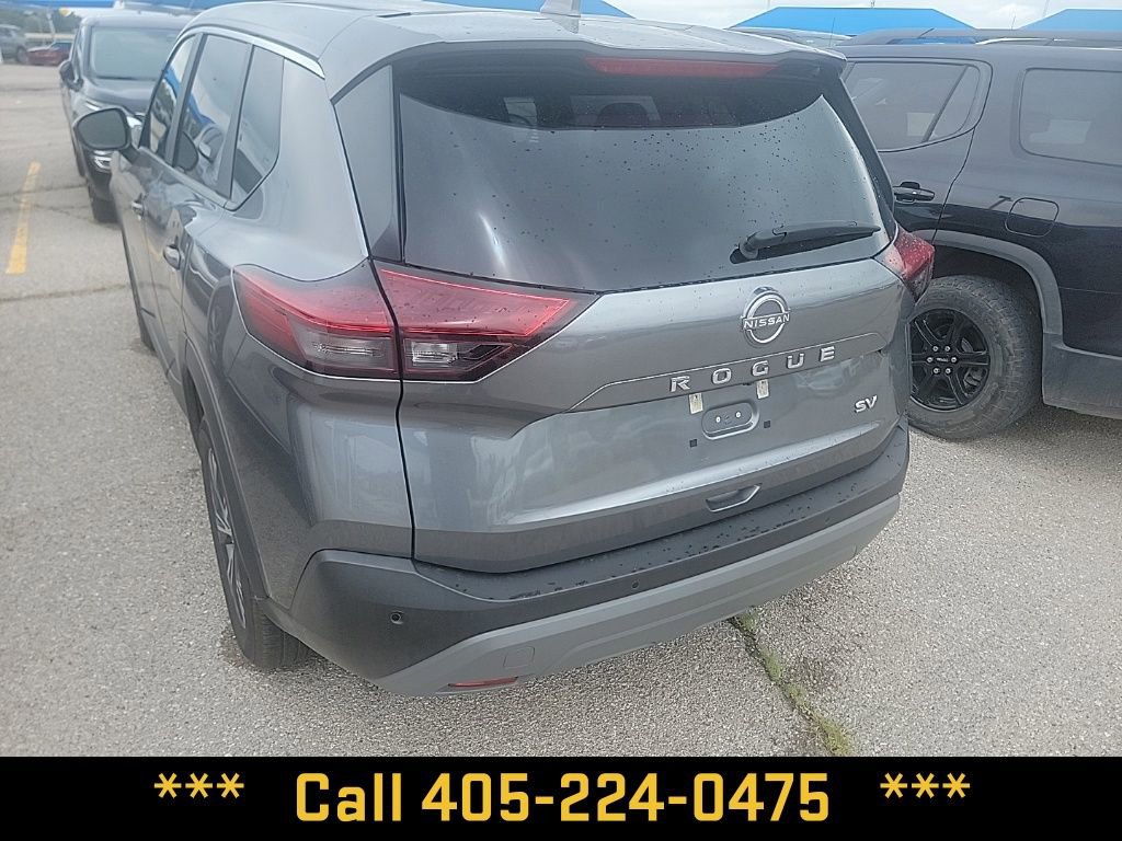 Used 2023 Nissan Rogue SV image 14