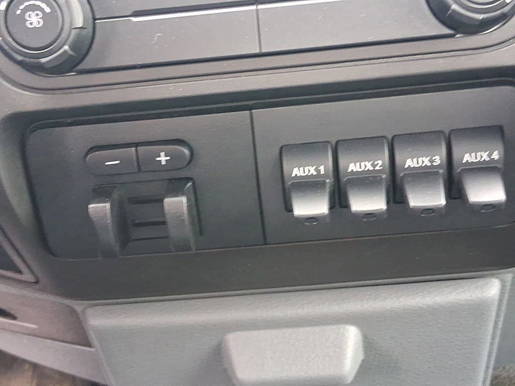 Used 2016 Ford F250 XL w/ XL Appearance Package image 24