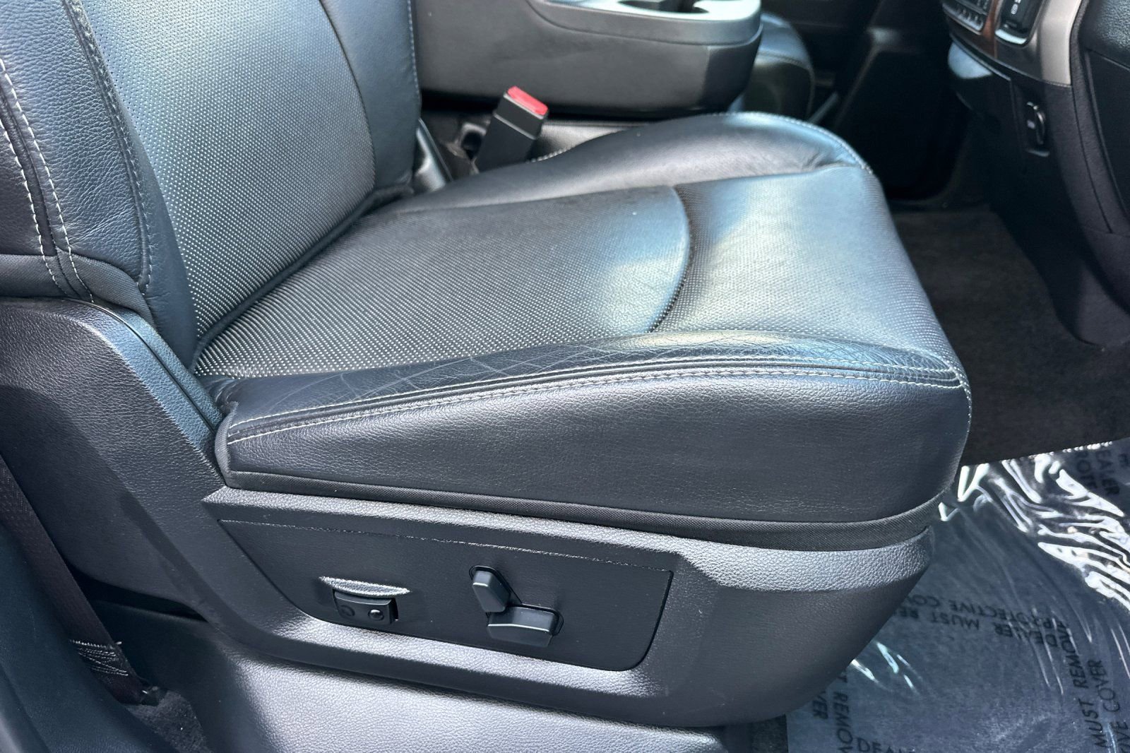 Used 2015 RAM 1500 Laramie w/ Convenience Group RWD image 22