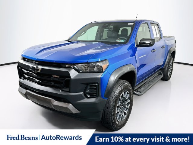 Used 2024 Chevrolet Colorado Trail Boss w/ Advanced Trailering Package AWD/4WD image 3
