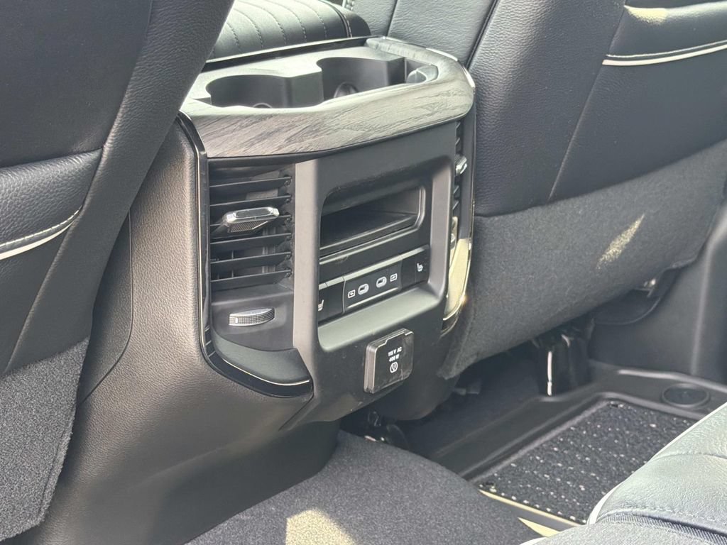 New 2026 RAM 3500 Limited AWD/4WD image 18