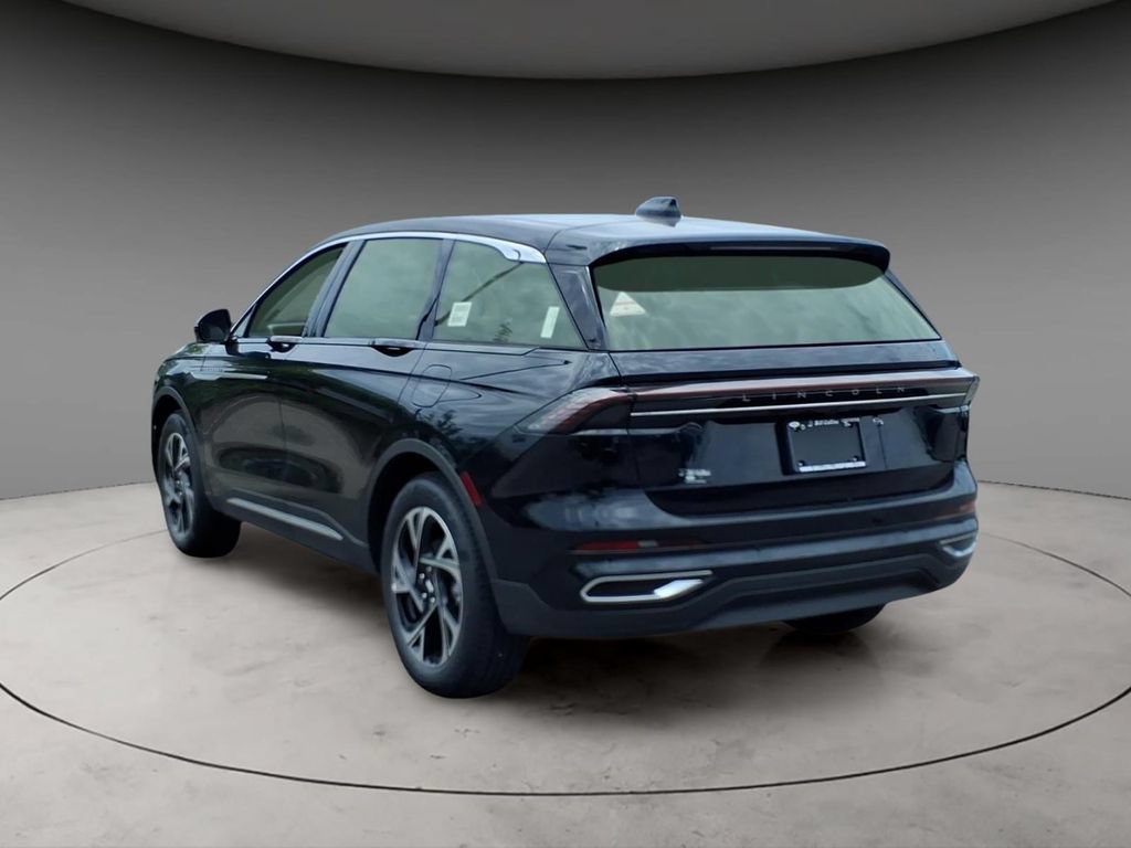 New 2026 Lincoln Nautilus Premier AWD/4WD image 3