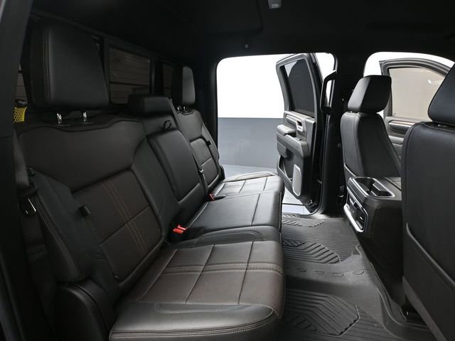 Used 2024 Chevrolet Silverado 3500 High Country w/ Technology Package image 51