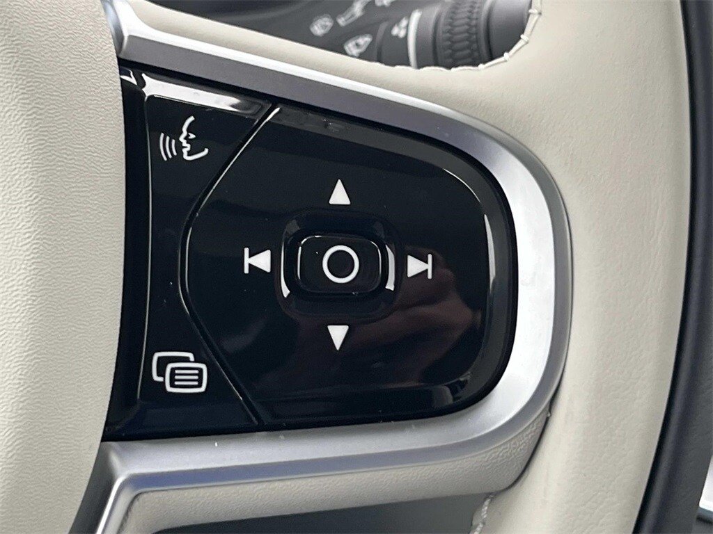 Certified 2026 Volvo XC90 B6 Ultra AWD/4WD image 28