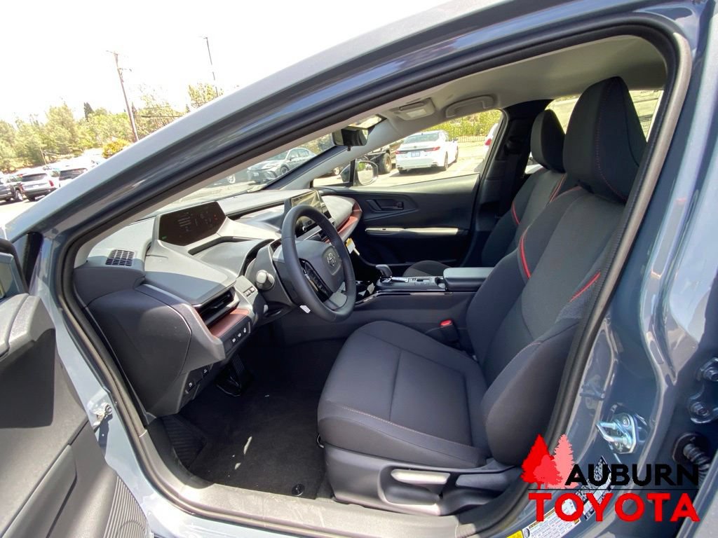 New 2026 Toyota Prius Plug-In Hybrid FWD image 27