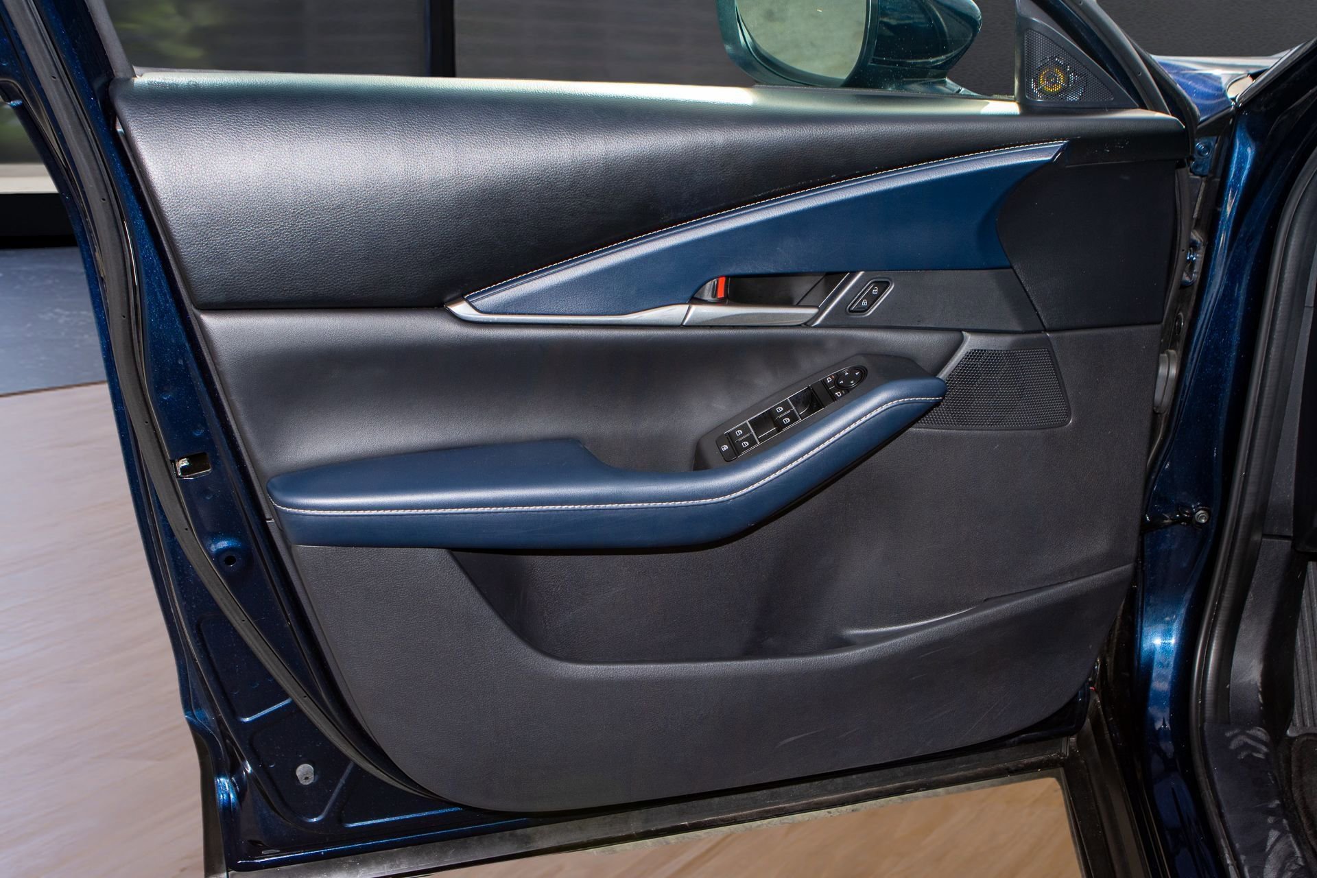 Used 2020 MAZDA CX-30 FWD w/ Select Package image 15