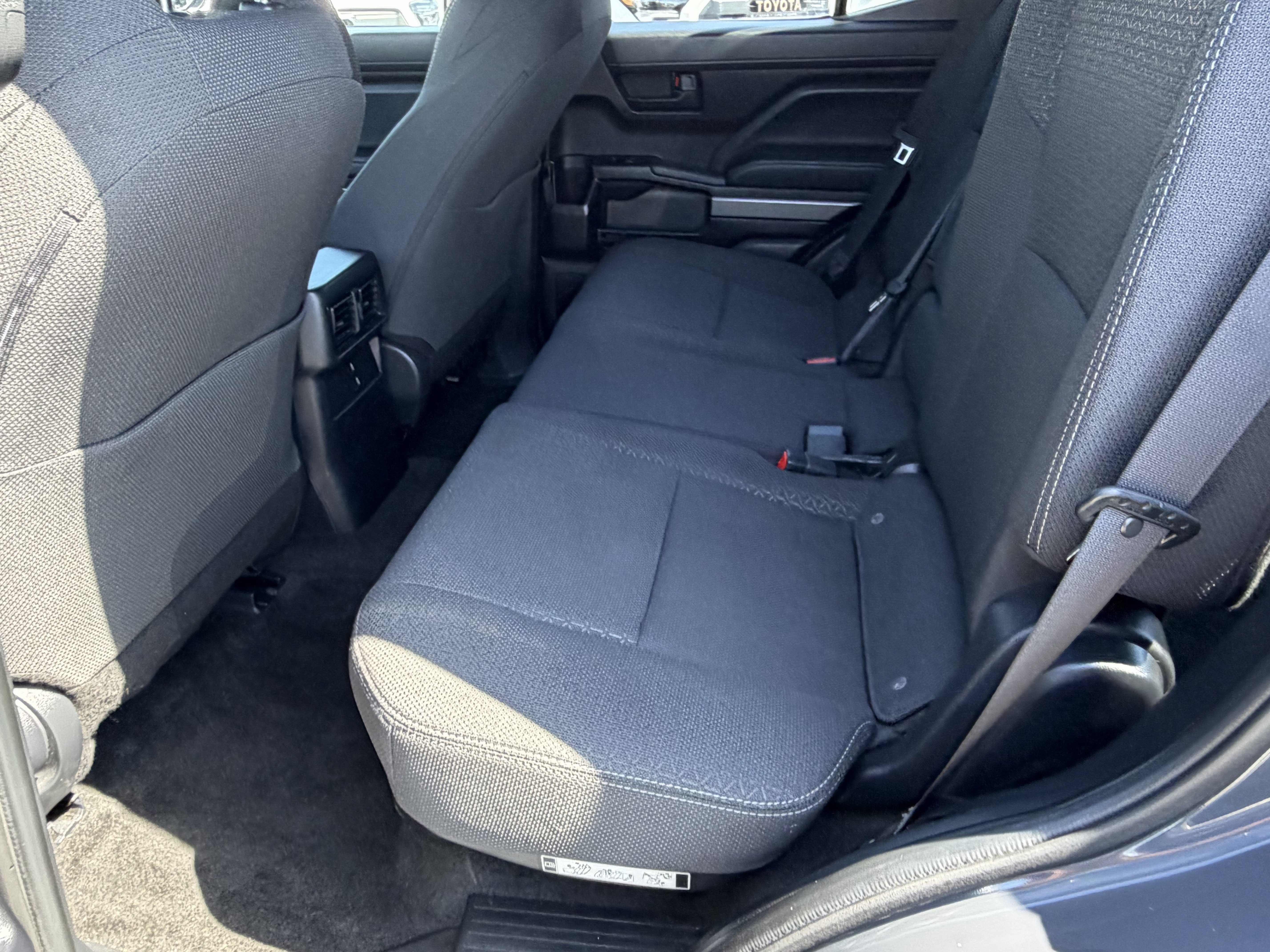 Certified 2025 Toyota 4Runner SR5 AWD/4WD image 23